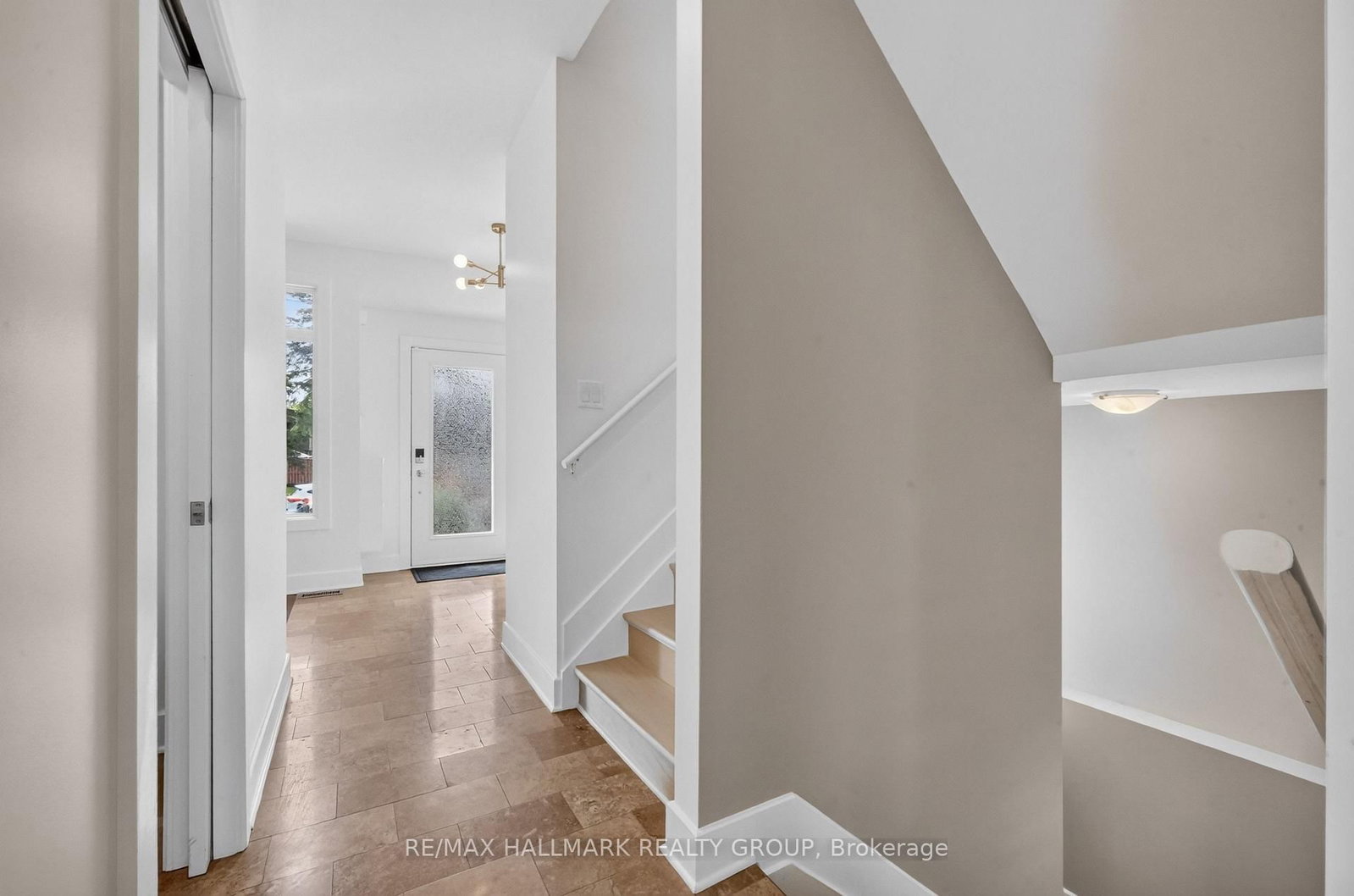 1559 Queensdale Avenue • Ottawa, ON photo 23