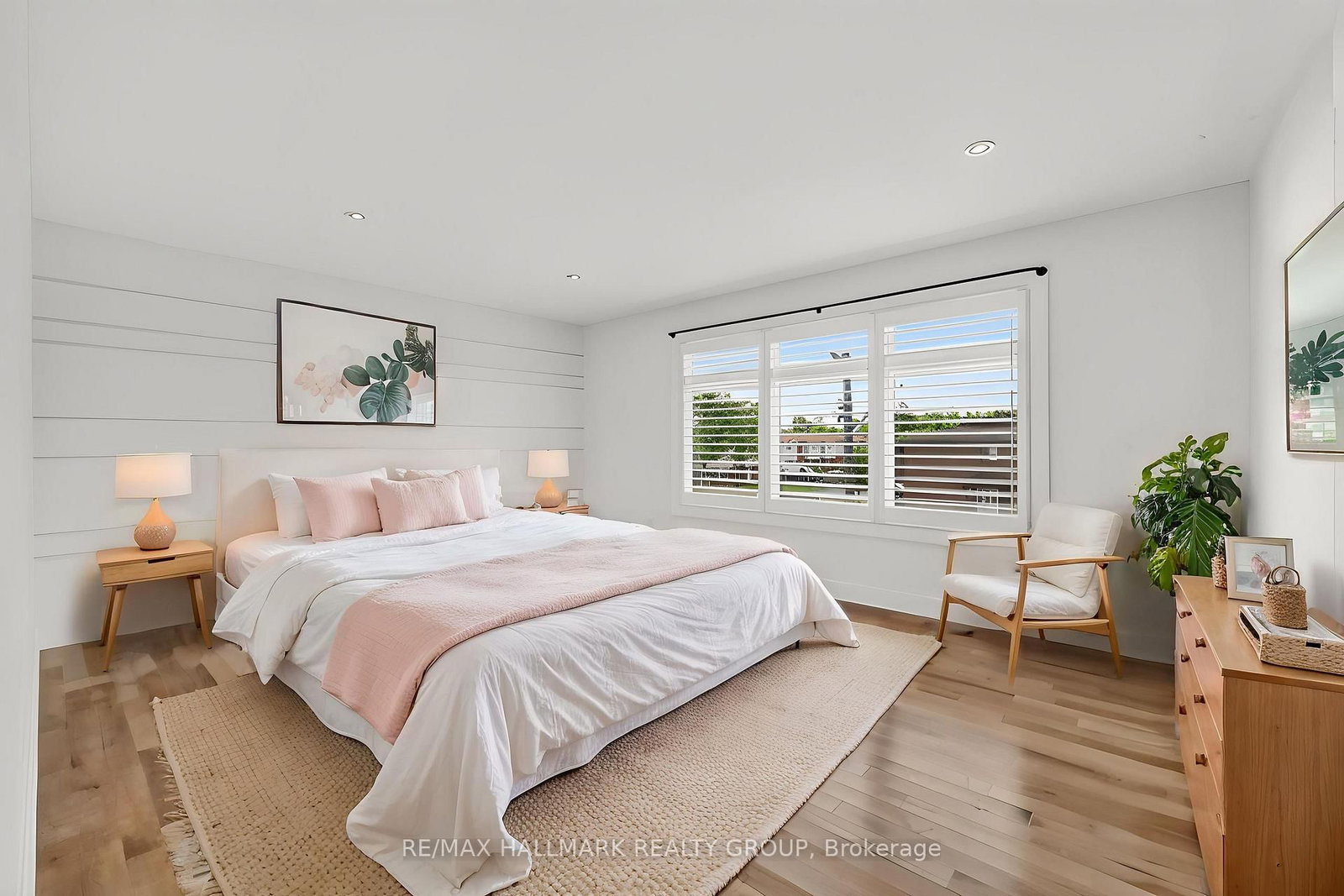 1559 Queensdale Avenue • Ottawa, ON photo 26