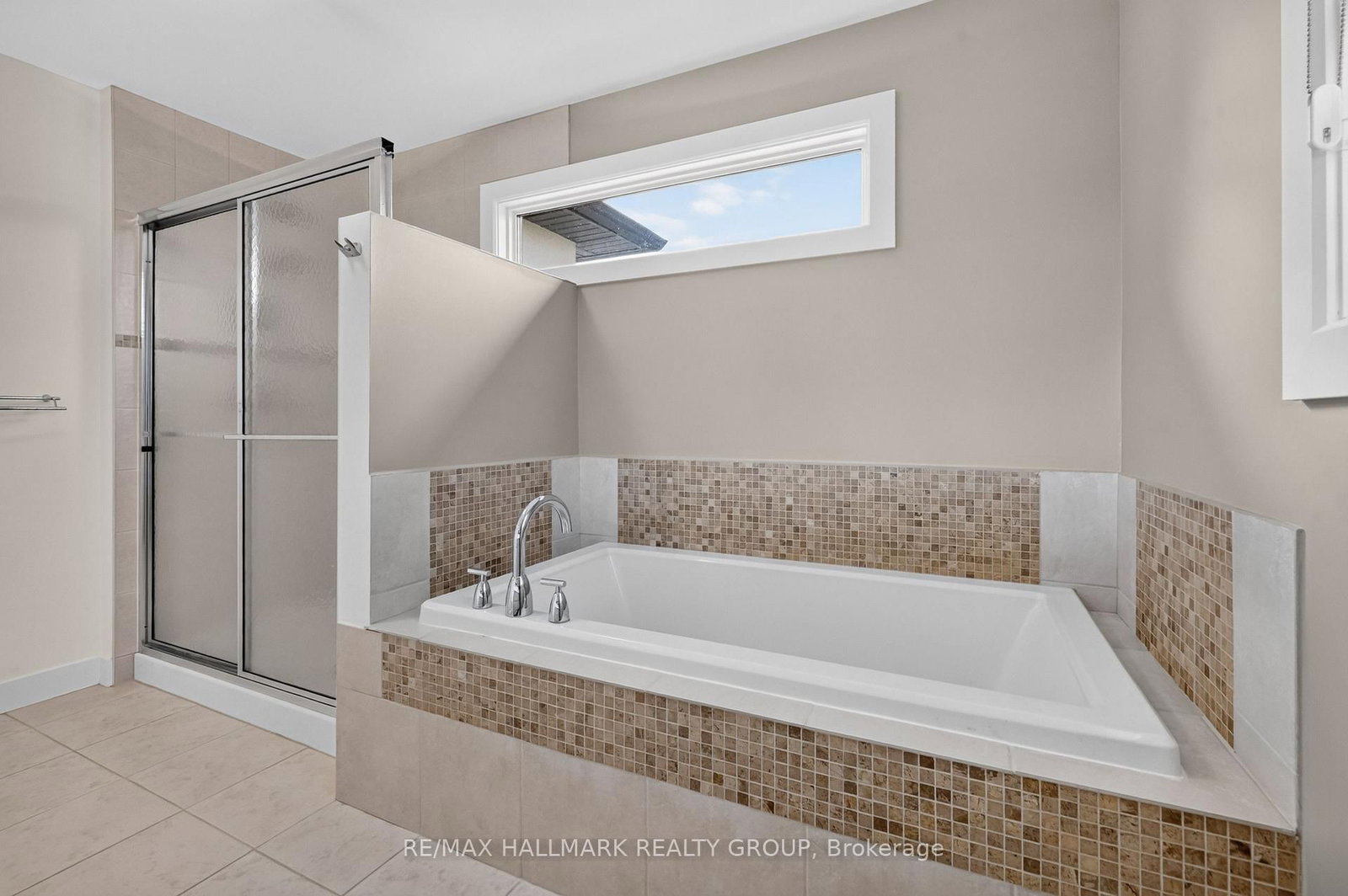 1559 Queensdale Avenue • Ottawa, ON photo 31
