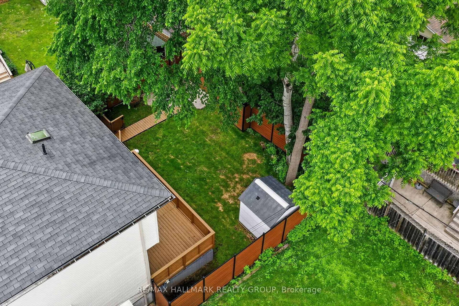 1559 Queensdale Avenue • Ottawa, ON photo 45