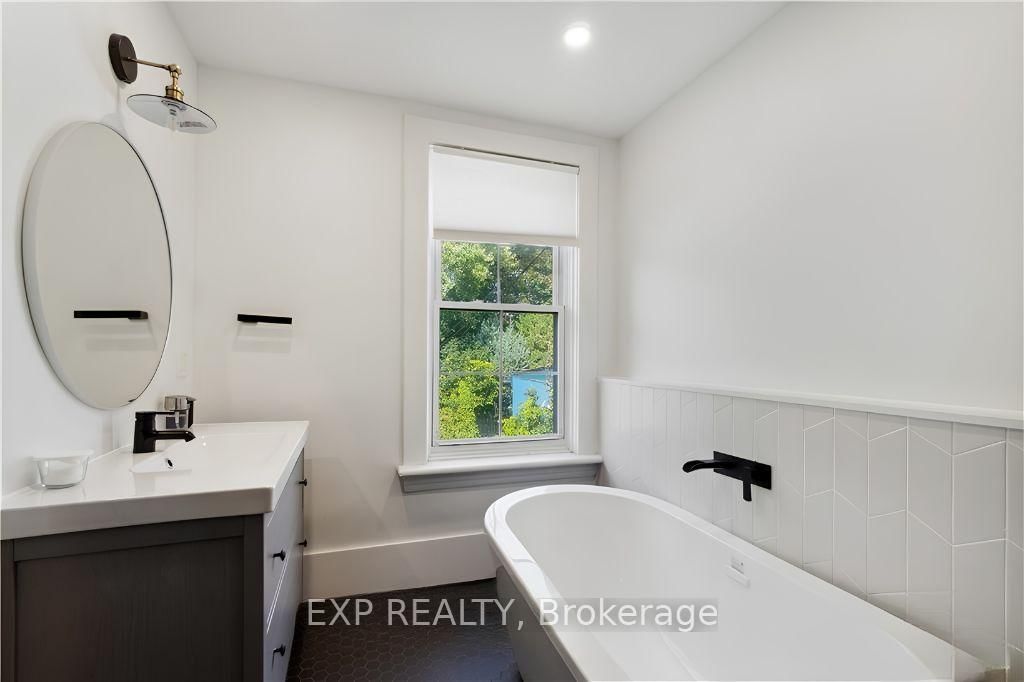 347 St. Patrick Street • Ottawa, ON photo 24