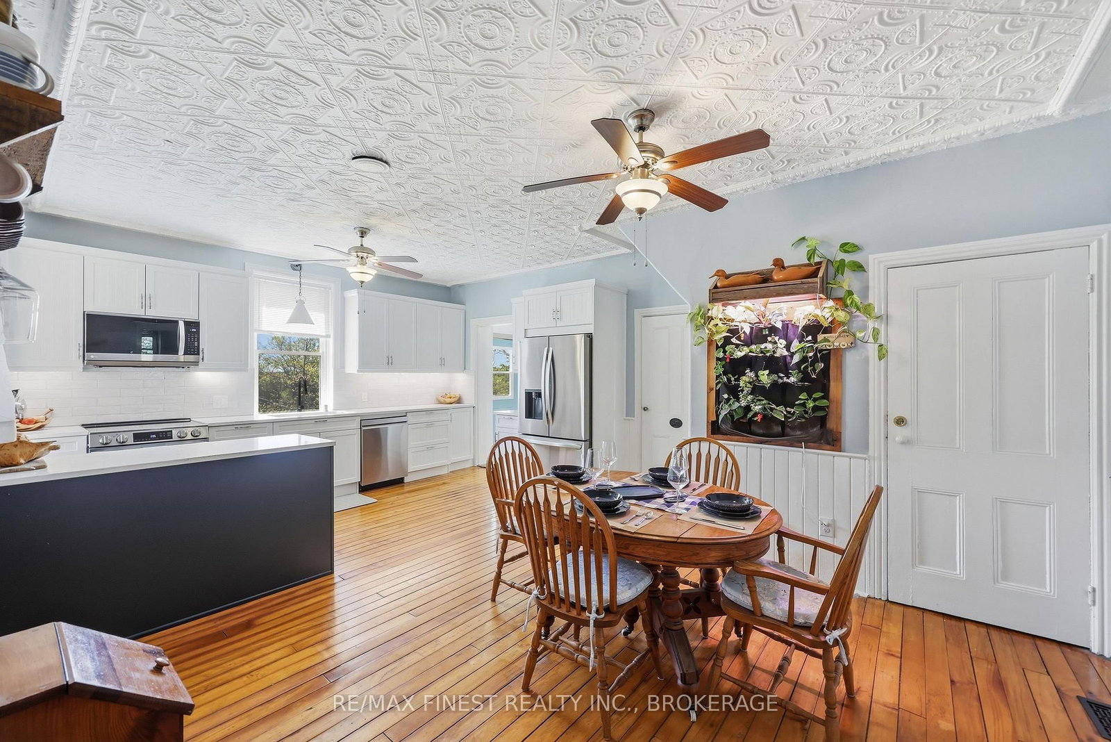 2904 Cloggs Road • Kingston, ON photo 10
