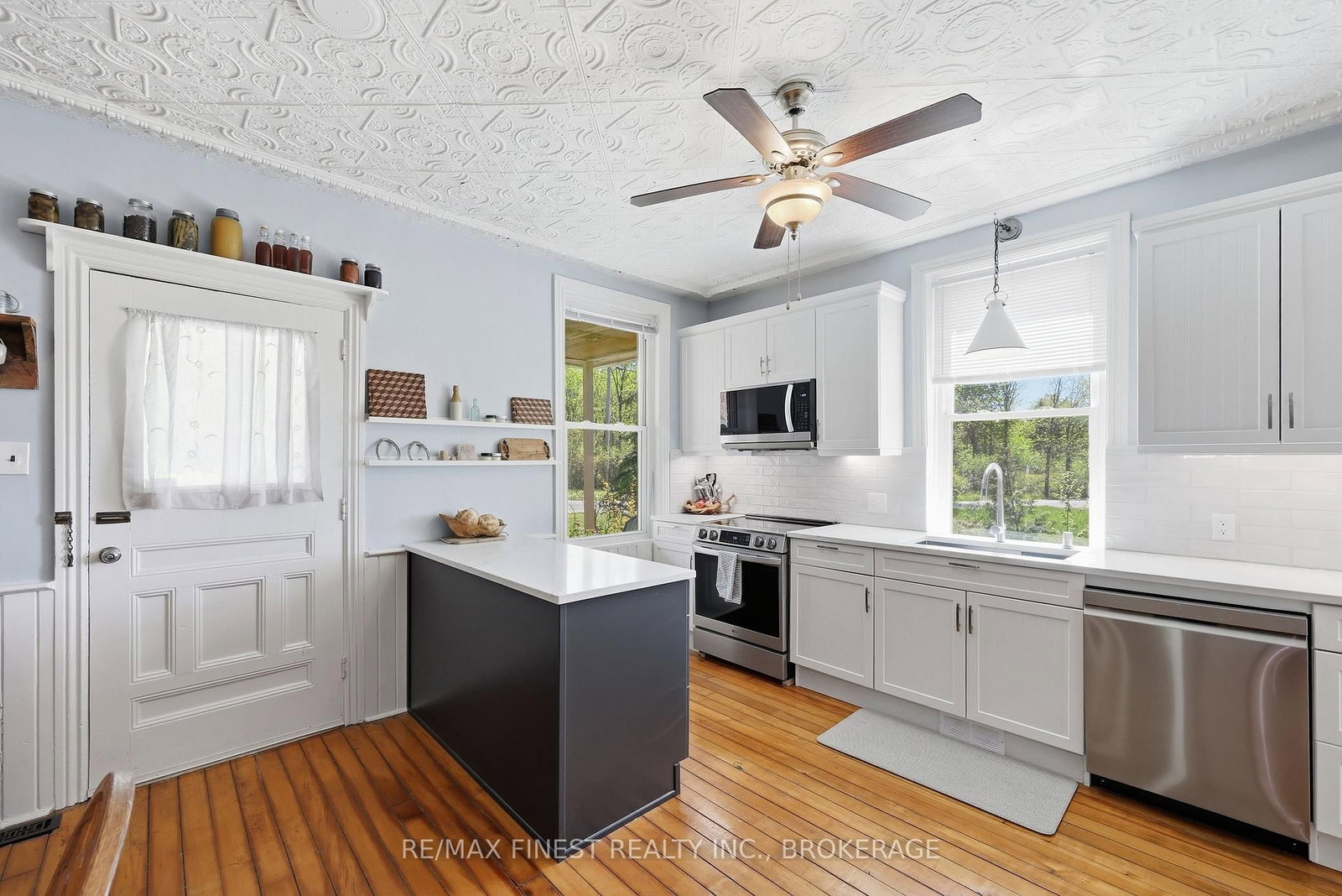 2904 Cloggs Road • Kingston, ON photo 12
