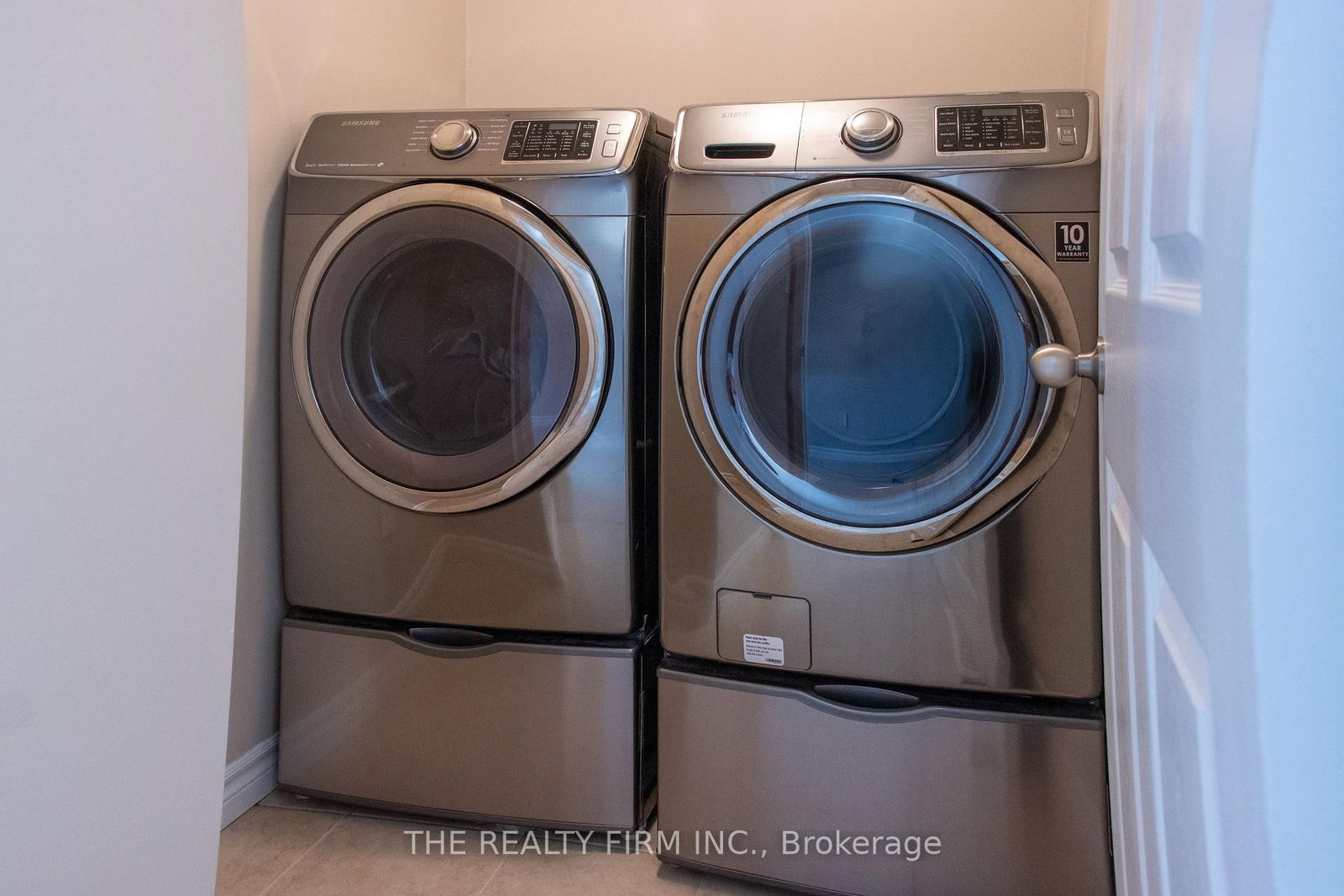 884 Reeves Avenue • London North, ON photo 38