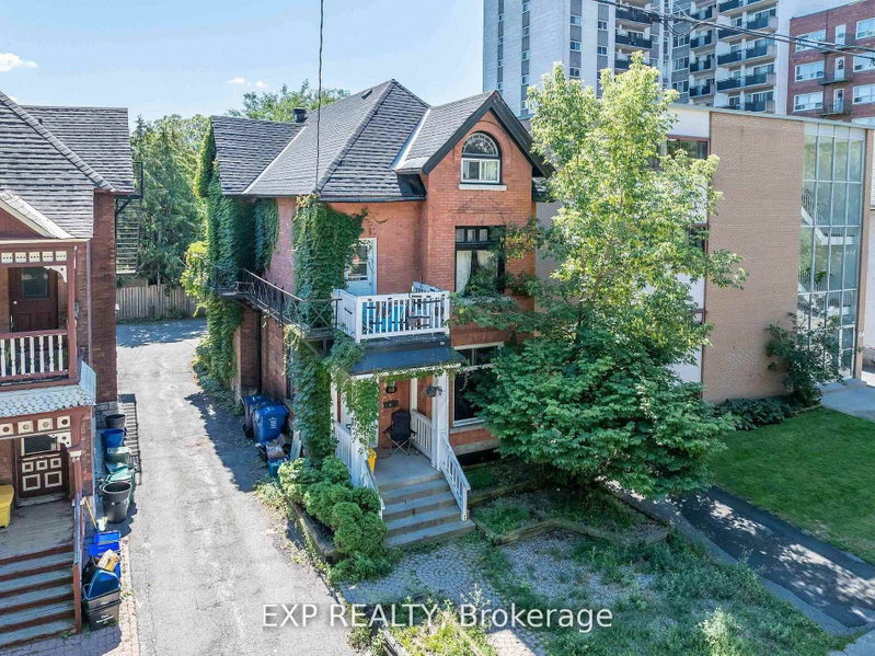 88 Maclaren Street, Ottawa
