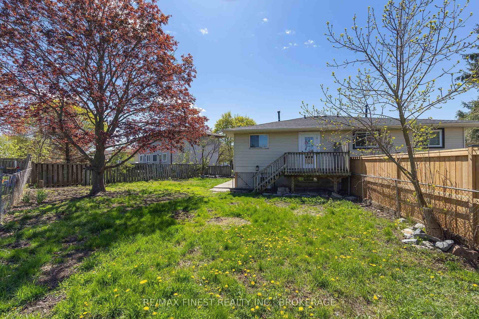 882 BEACONHILL Court • Kingston, ON photo 45