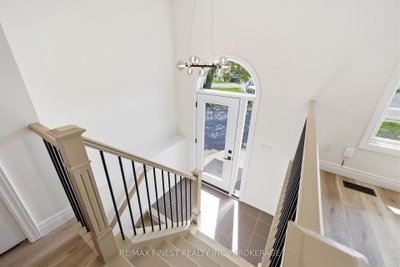 882 BEACONHILL Court • Kingston, ON photo 6