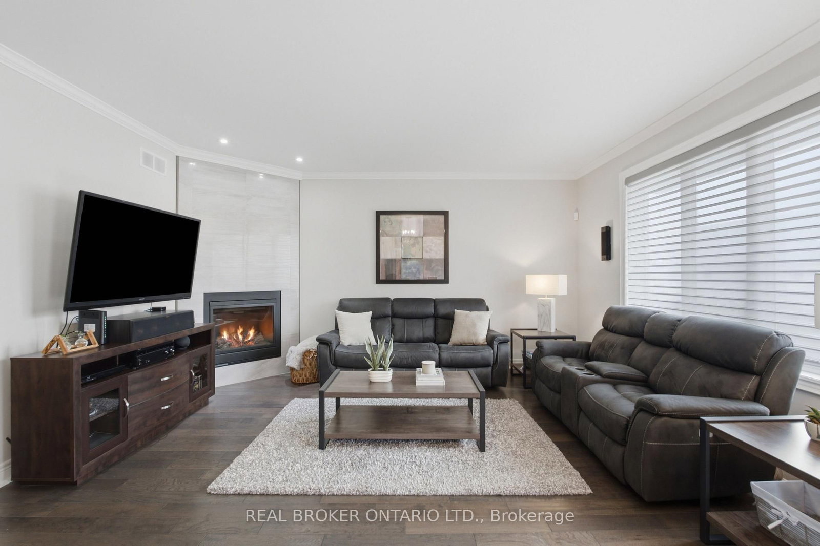 7002 Optimist Lane • Niagara Falls, ON photo 4