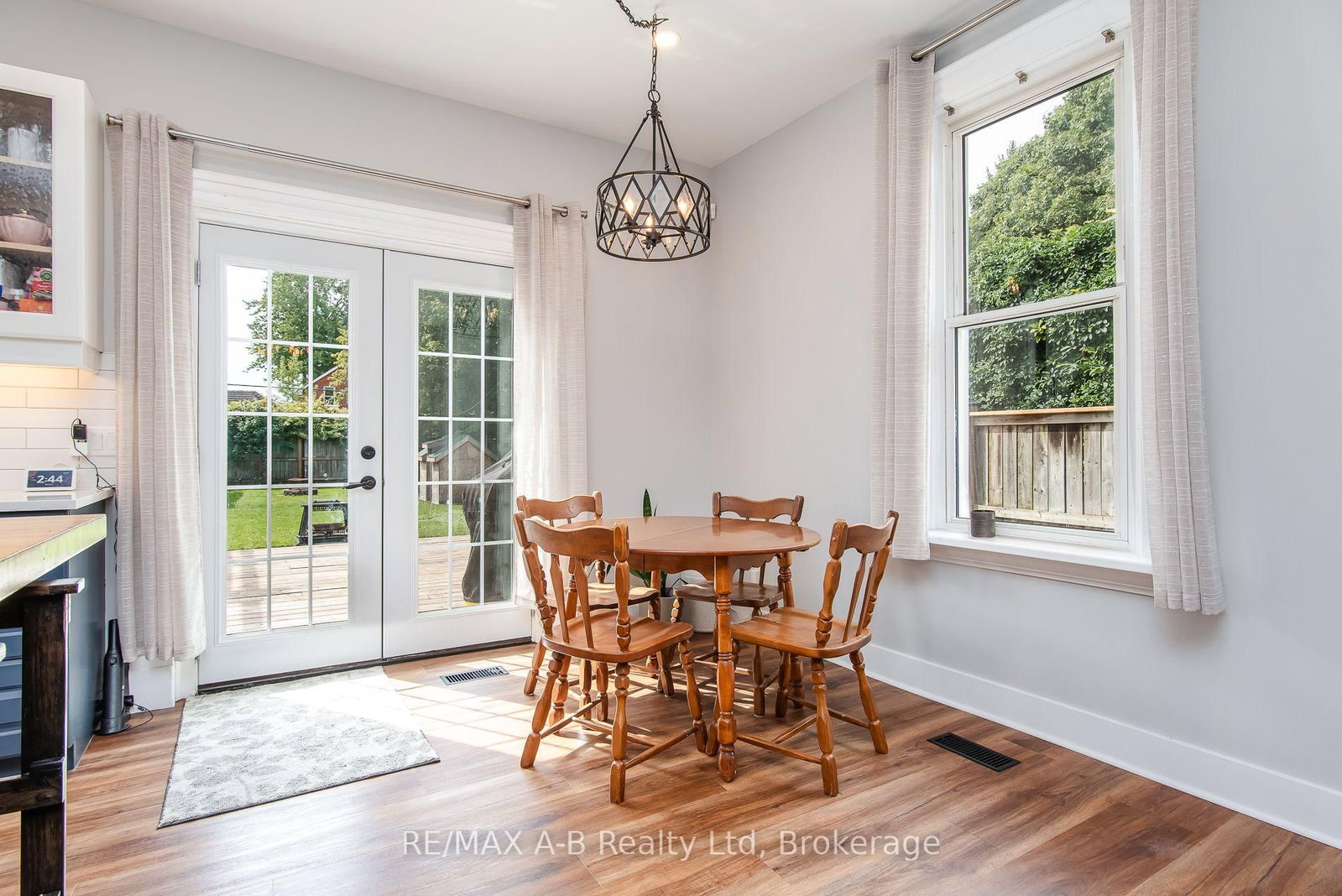 69 Louise Street • Stratford, ON photo 35