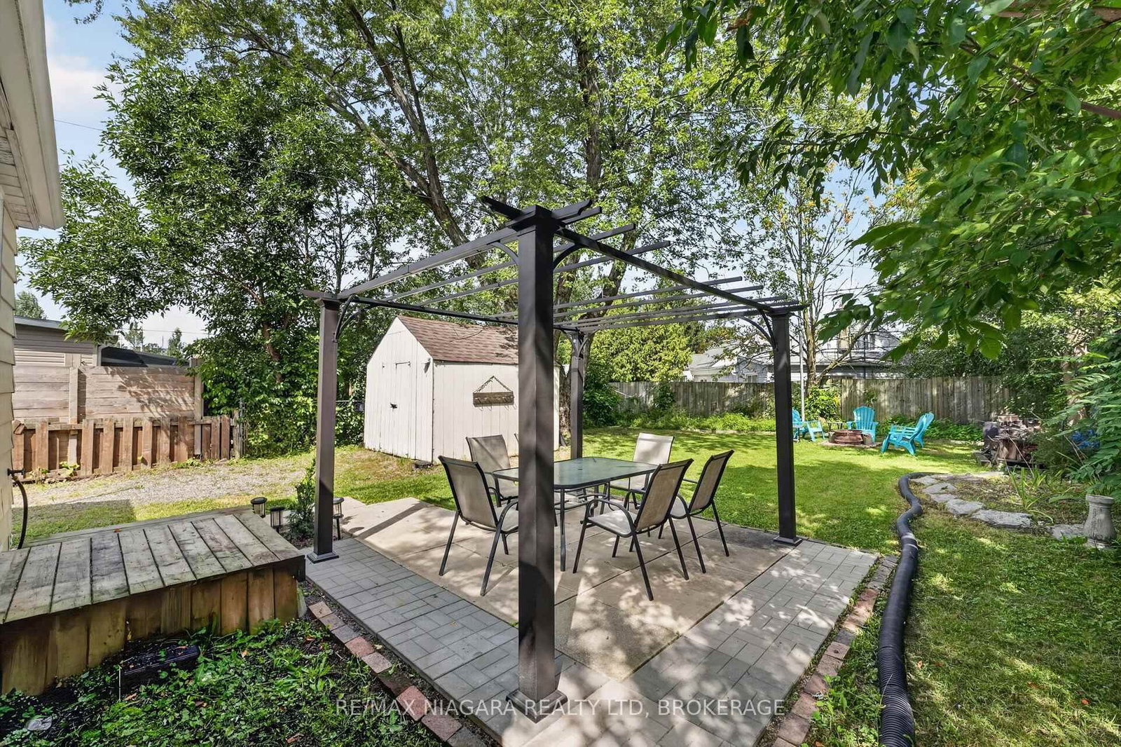 10 Churchill Avenue • Welland, ON photo 38