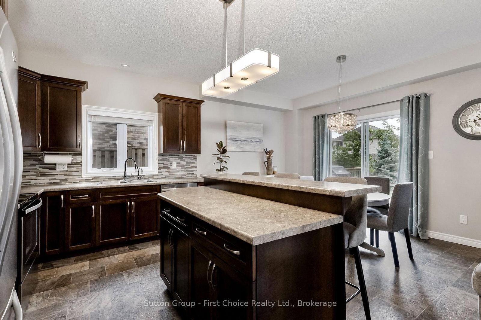 21 Brown Street • Stratford, ON photo 10