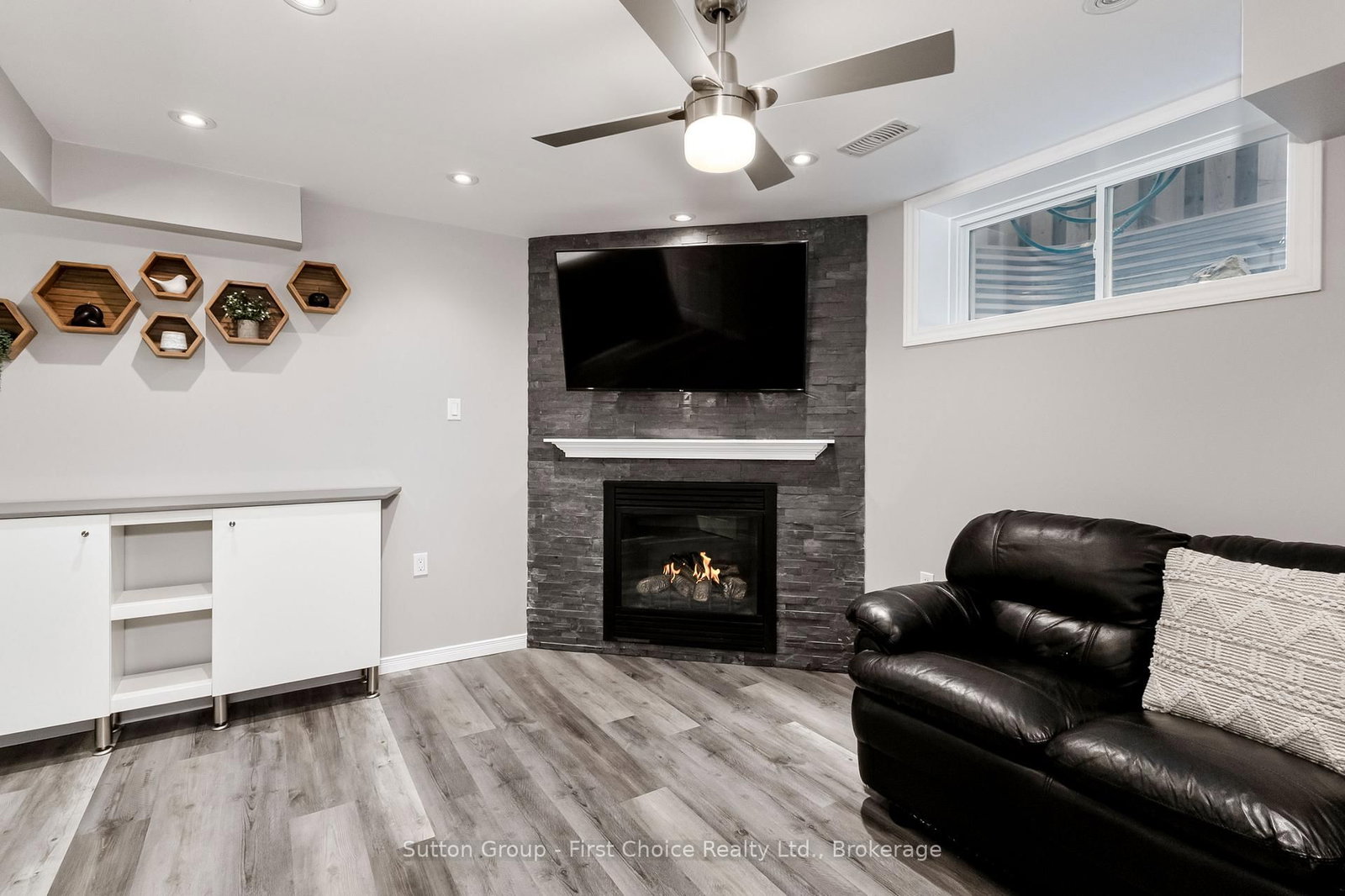 21 Brown Street • Stratford, ON photo 16