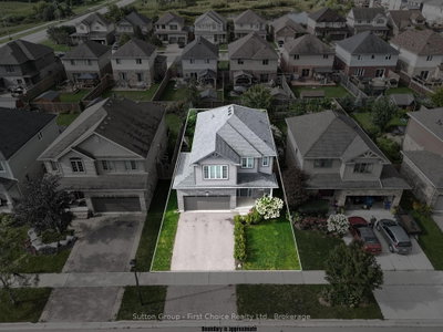 21 Brown Street • Stratford, ON photo 2