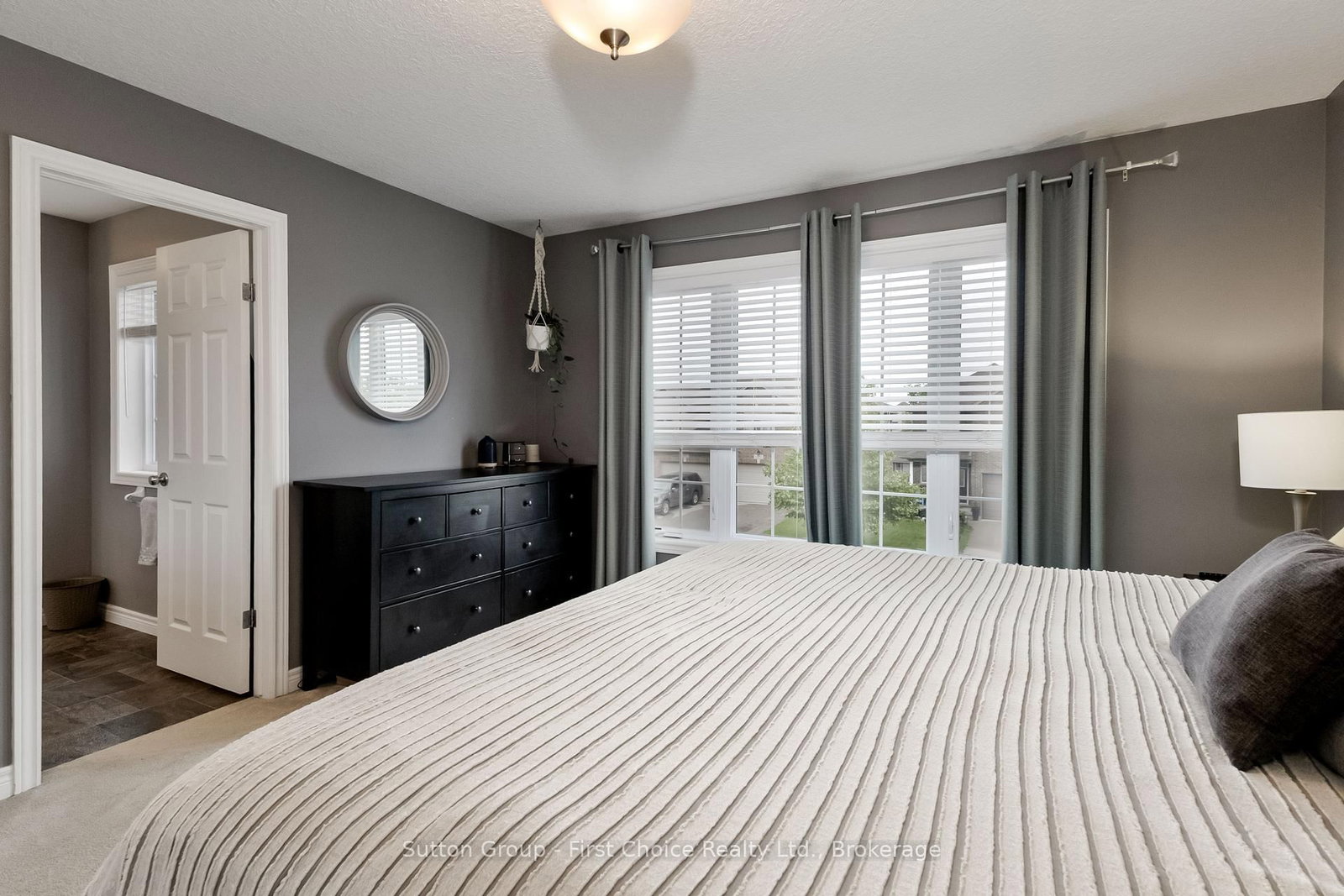 21 Brown Street • Stratford, ON photo 28