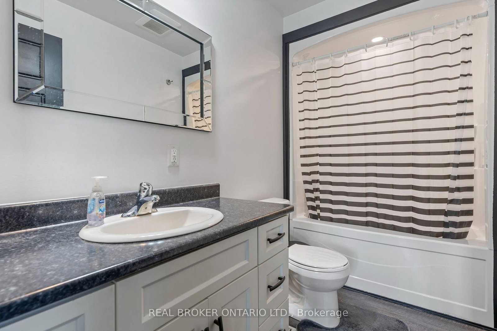 2445 East Quarter Line Road • Norfolk, ON photo 13