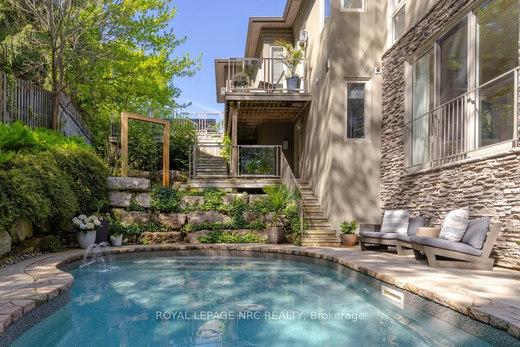 164A Lakeshore Road • St. Catharines, ON photo 44
