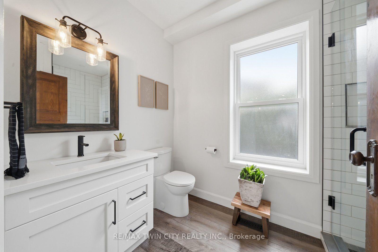 26 Pacific Avenue • Perth East, ON photo 20