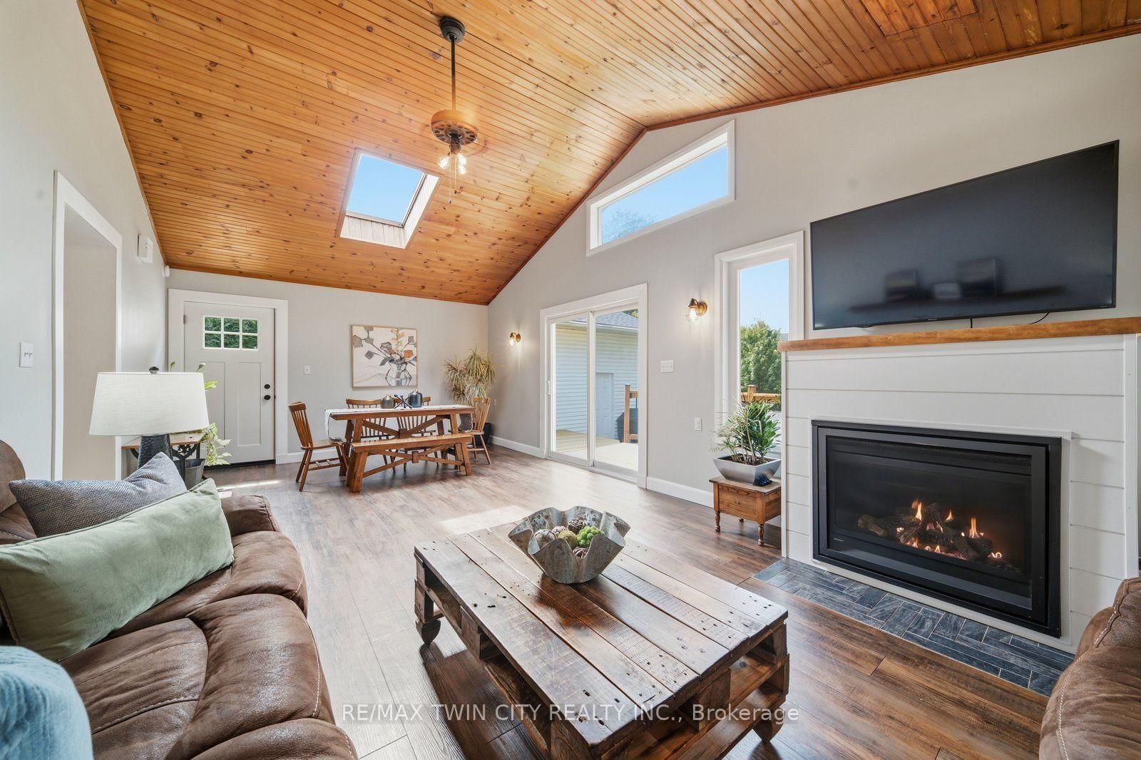 26 Pacific Avenue • Perth East, ON photo 22