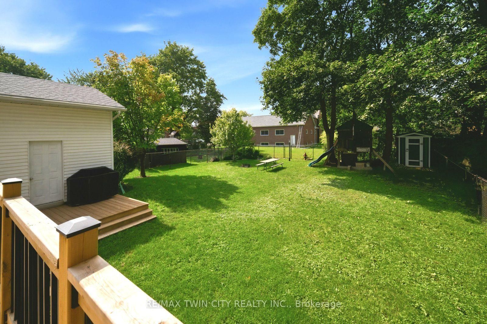 26 Pacific Avenue • Perth East, ON photo 38