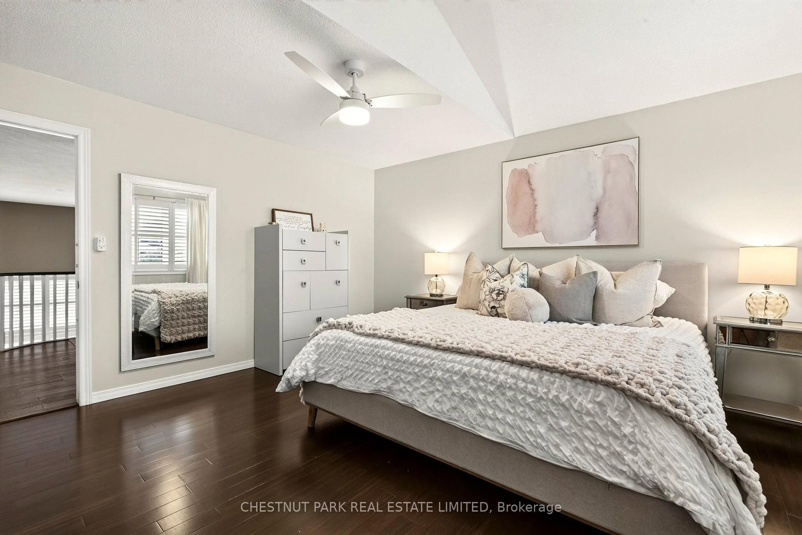18 Pelham Drive • Hamilton, ON photo 31