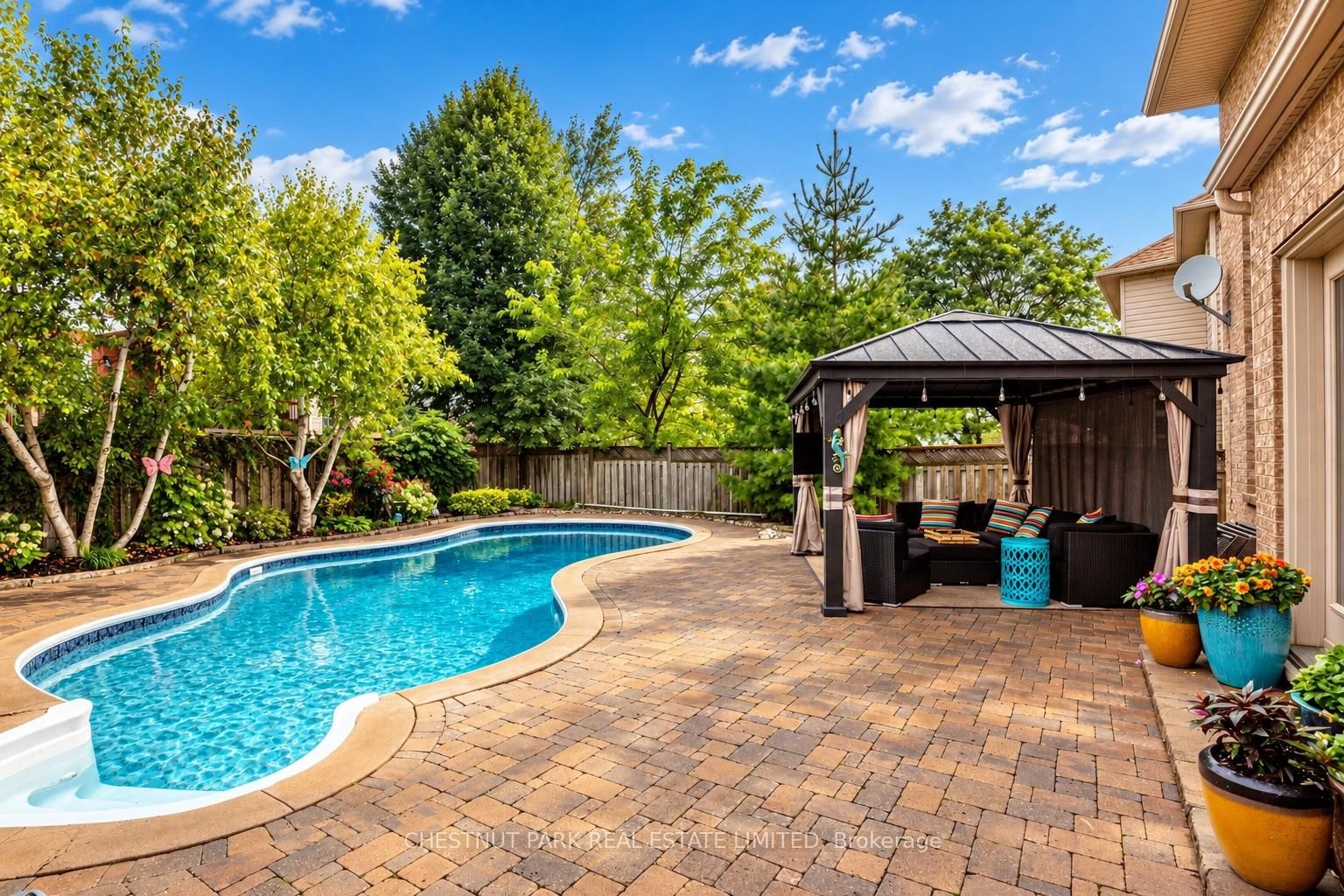 18 Pelham Drive • Hamilton, ON photo 38