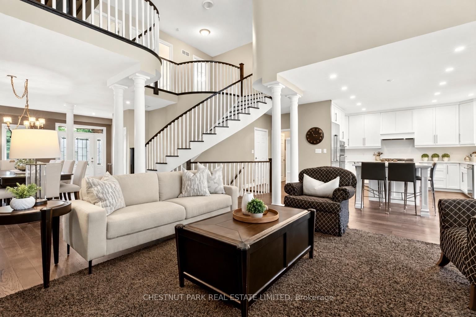 18 Pelham Drive • Hamilton, ON photo 6