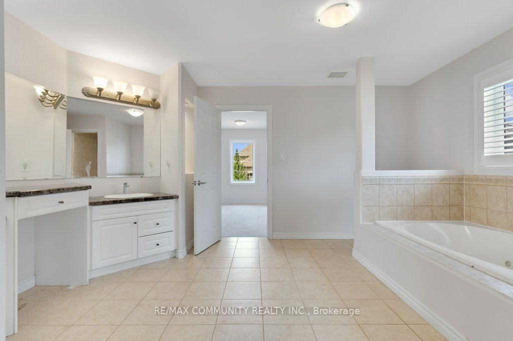 83 Milne Drive • Waterloo, ON photo 24