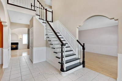 83 Milne Drive • Waterloo, ON photo 3
