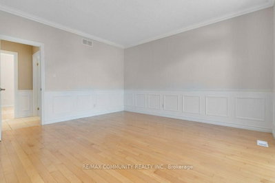 83 Milne Drive • Waterloo, ON photo 4