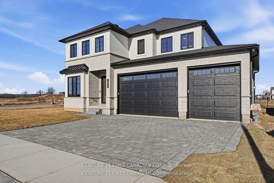 1673 Medway Park Drive • London North, ON photo 5