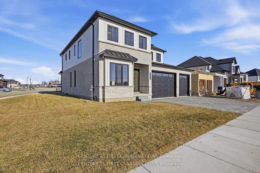 1673 Medway Park Drive • London North, ON photo 6