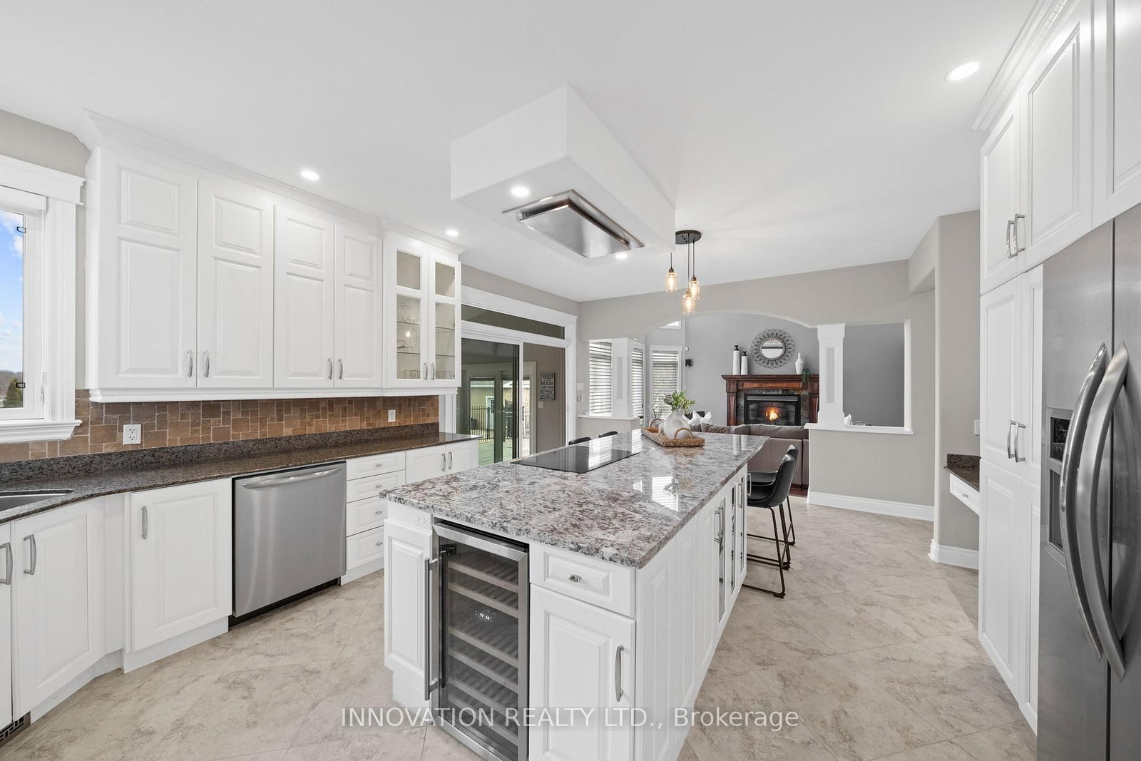 6635 Old Forest Drive • North Gower, ON photo 11