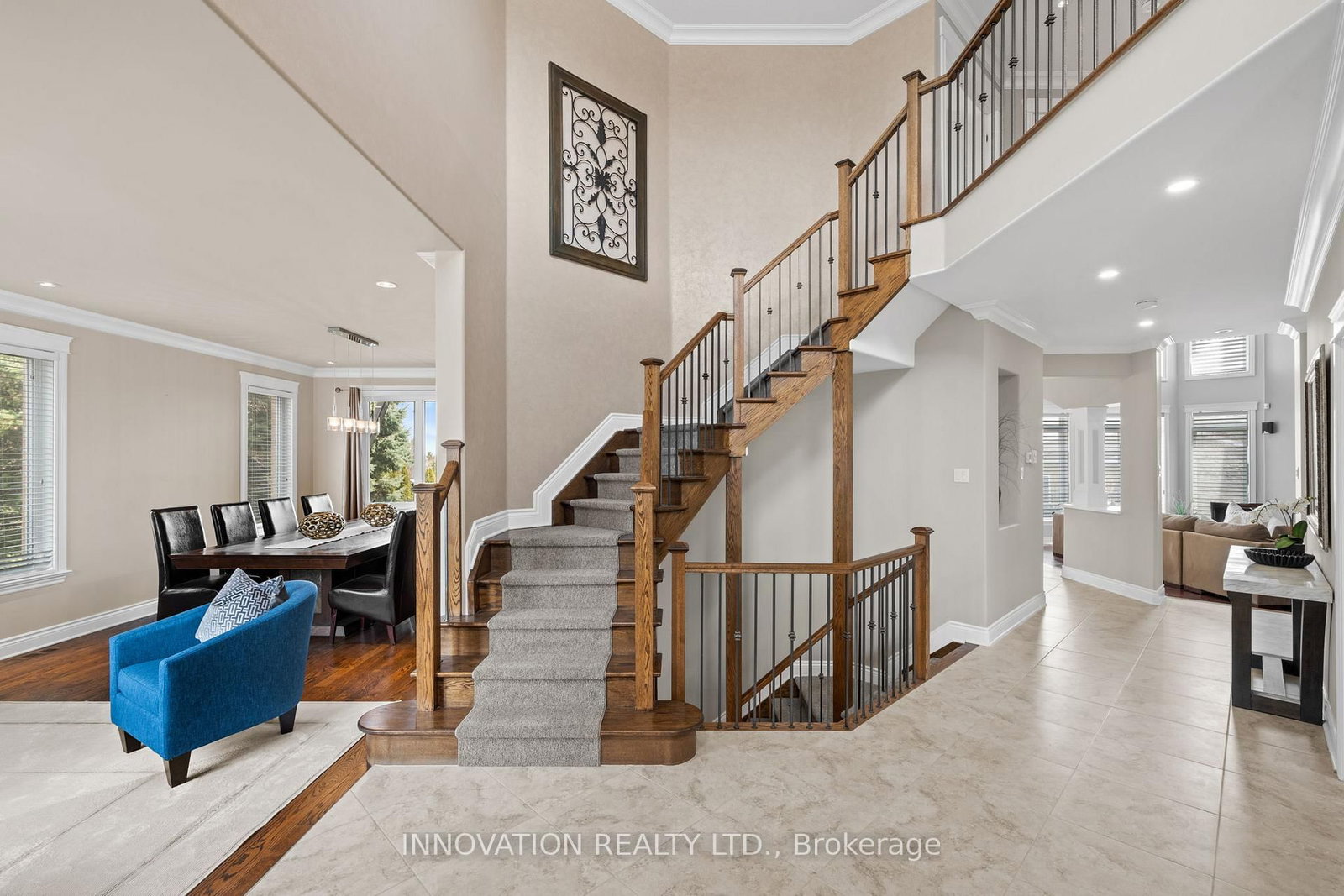 6635 Old Forest Drive • North Gower, ON photo 4