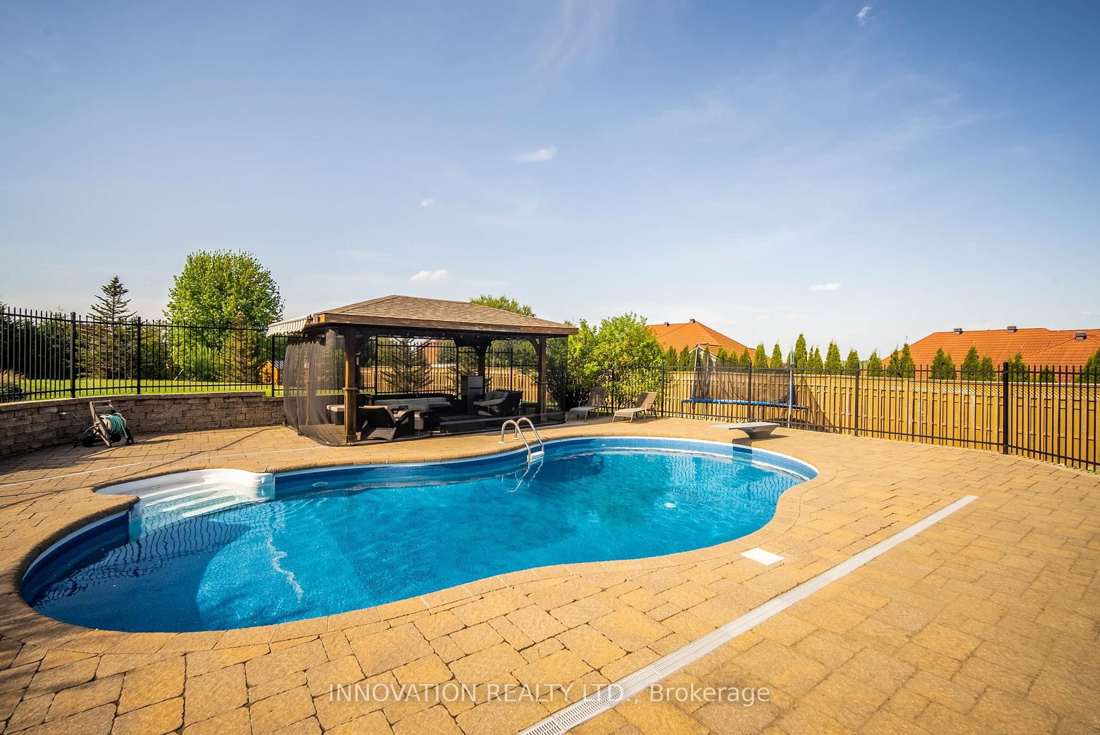 6635 Old Forest Drive • North Gower, ON photo 43