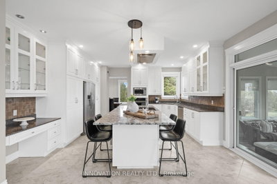 6635 Old Forest Drive • North Gower, ON photo 9