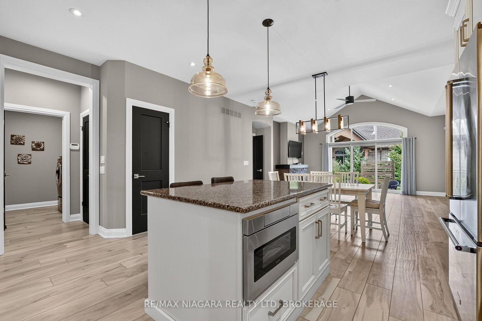 84 Ganton Trail • Welland, ON photo 14