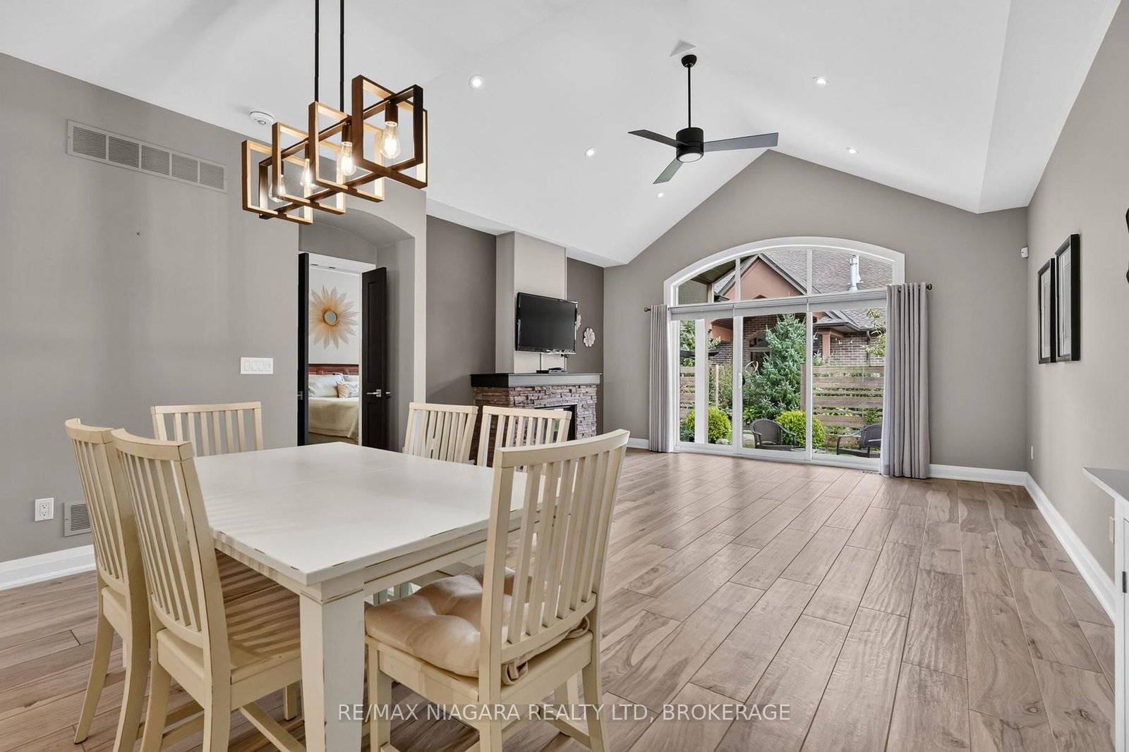 84 Ganton Trail • Welland, ON photo 20