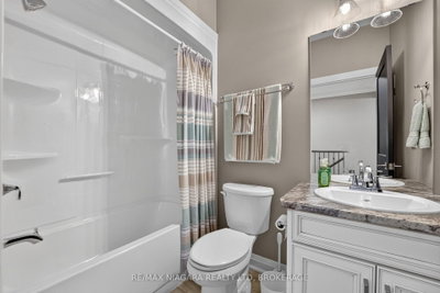 84 Ganton Trail • Welland, ON photo 8