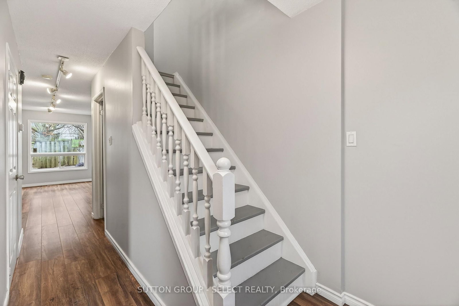 461 Cleveland Avenue • London South, ON photo 17