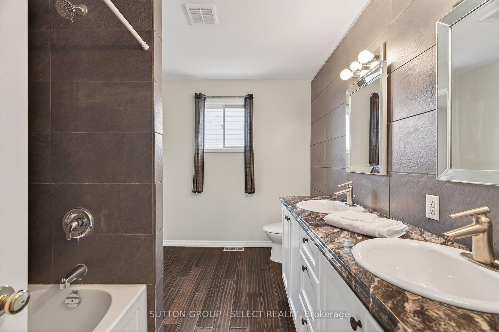 461 Cleveland Avenue • London South, ON photo 24