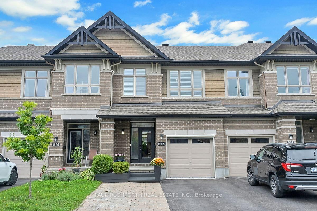 614 Guernsey Place • Ottawa, ON photo 1