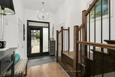 614 Guernsey Place • Ottawa, ON photo 3
