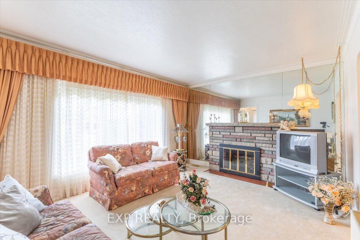 1359 Marchand Street • Ottawa, ON photo 16