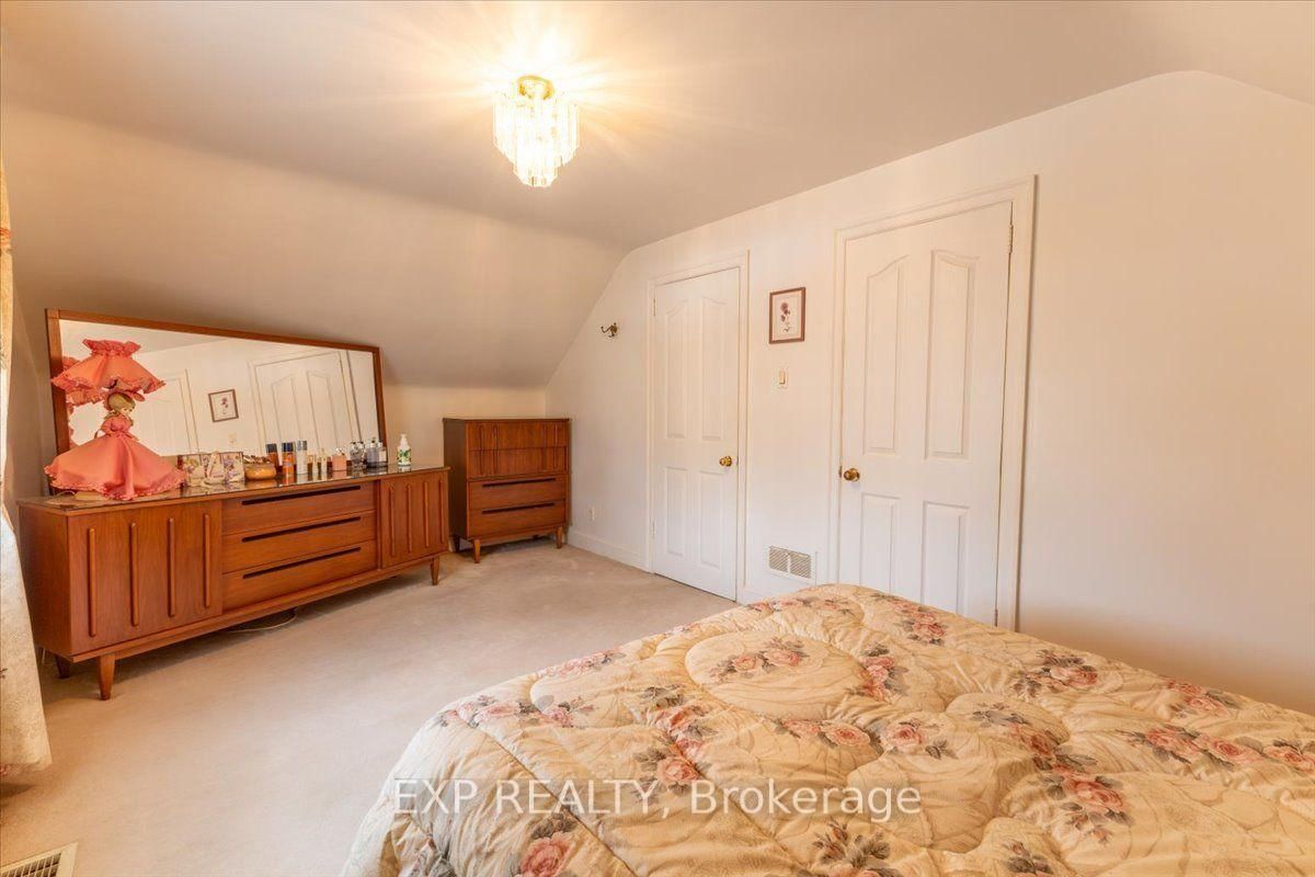 1359 Marchand Street • Ottawa, ON photo 25