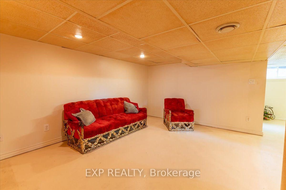 1359 Marchand Street • Ottawa, ON photo 28