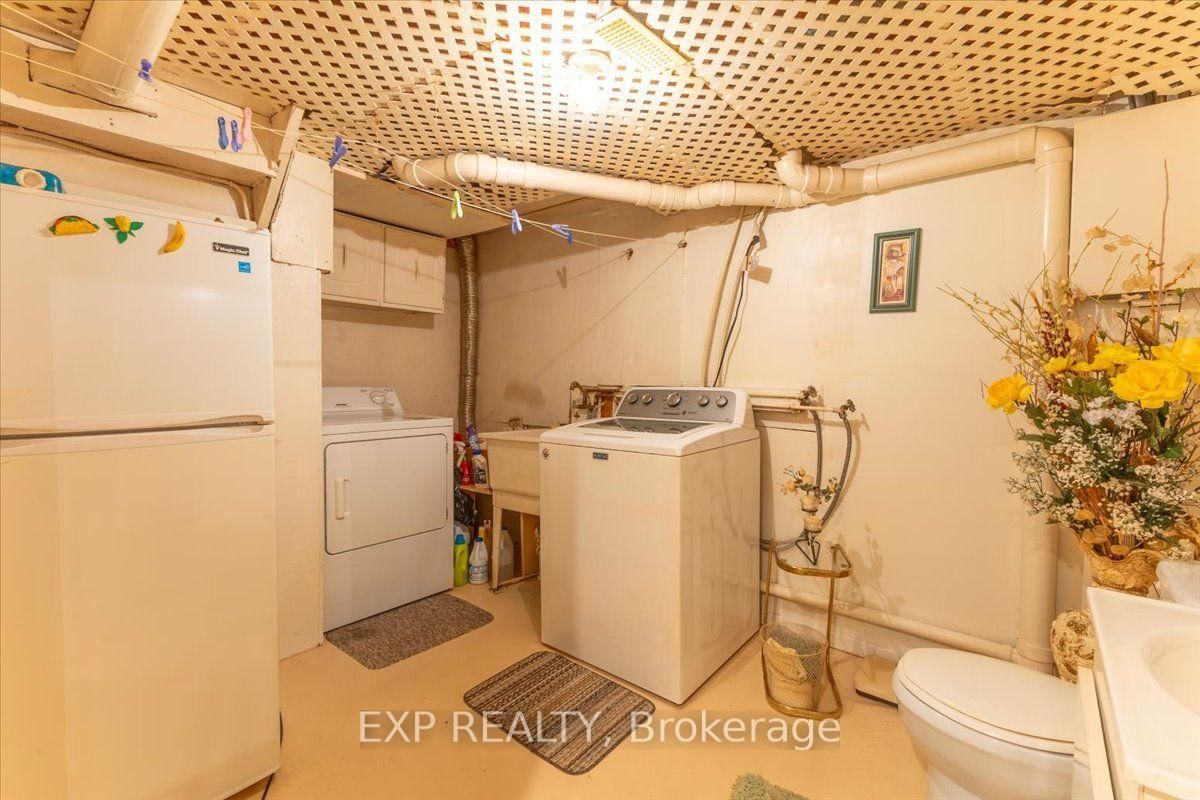 1359 Marchand Street • Ottawa, ON photo 32