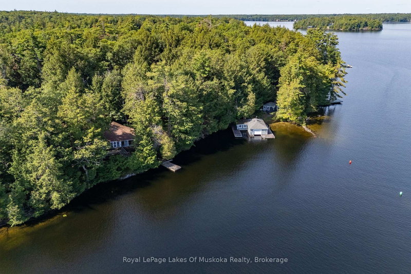2115 Lake Muskoka