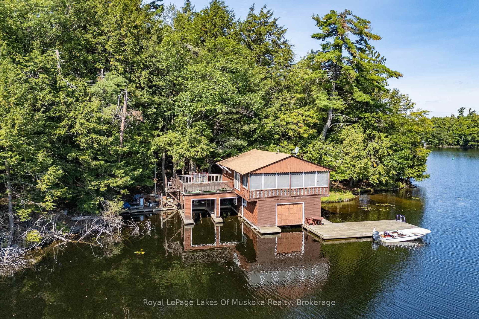 2115 Lake Muskoka • Muskoka Lakes, ON photo 6