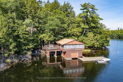 2115 Lake Muskoka • Muskoka Lakes, ON photo 6