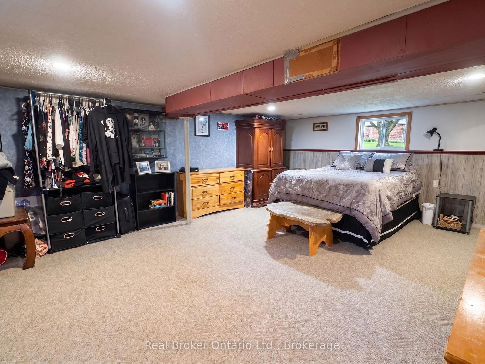 92 Mary Street • Brantford, ON photo 13